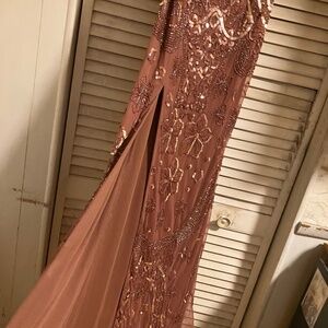 “Red Carpet” or PROM dress/gown. Gorgeous!